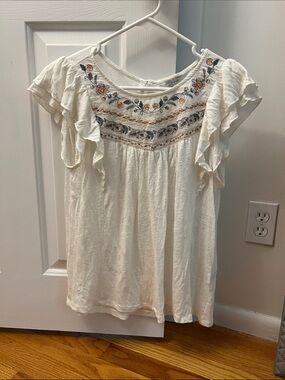 Lucky Brand Cream Embroidered Ruffle Sleeve Blouse